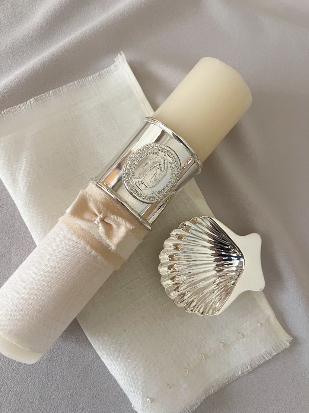 Kit Bautizo Elegance con Aro Imagen Virgen de Guadalupe