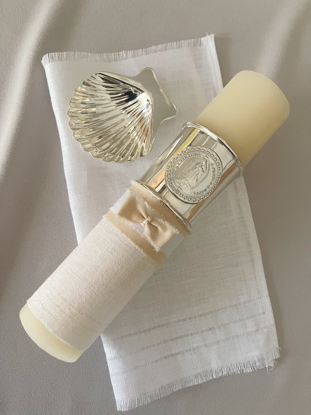 Kit Bautizo Elegance con Aro Imagen Virgen de Guadalupe