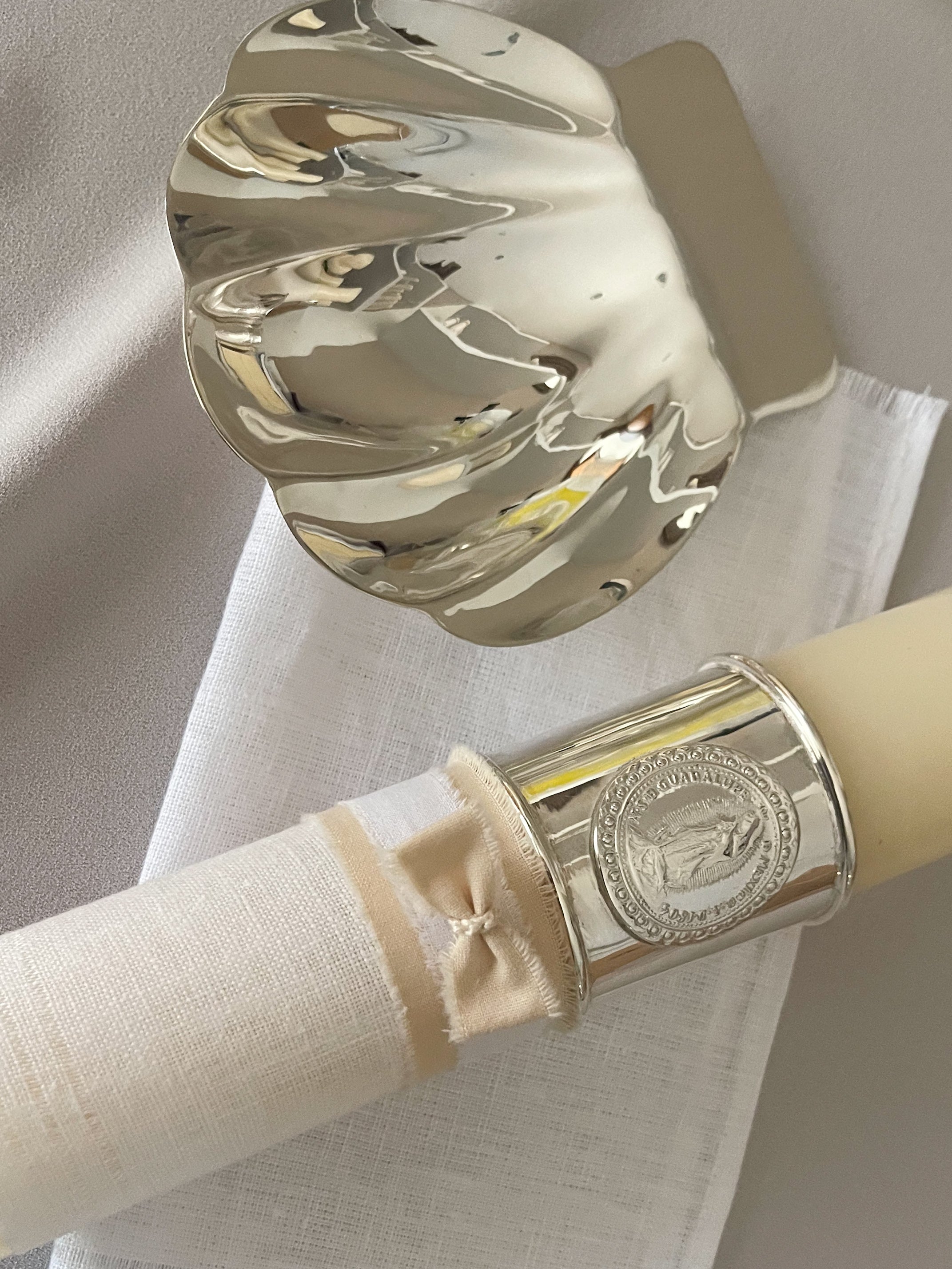 Kit Bautizo Elegance con Aro Imagen Virgen de Guadalupe