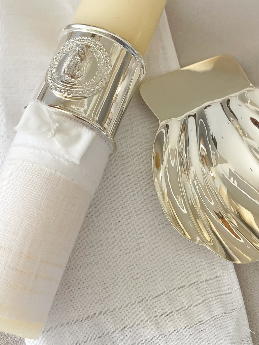 Kit Bautizo Elegance con Aro Imagen Virgen de Guadalupe