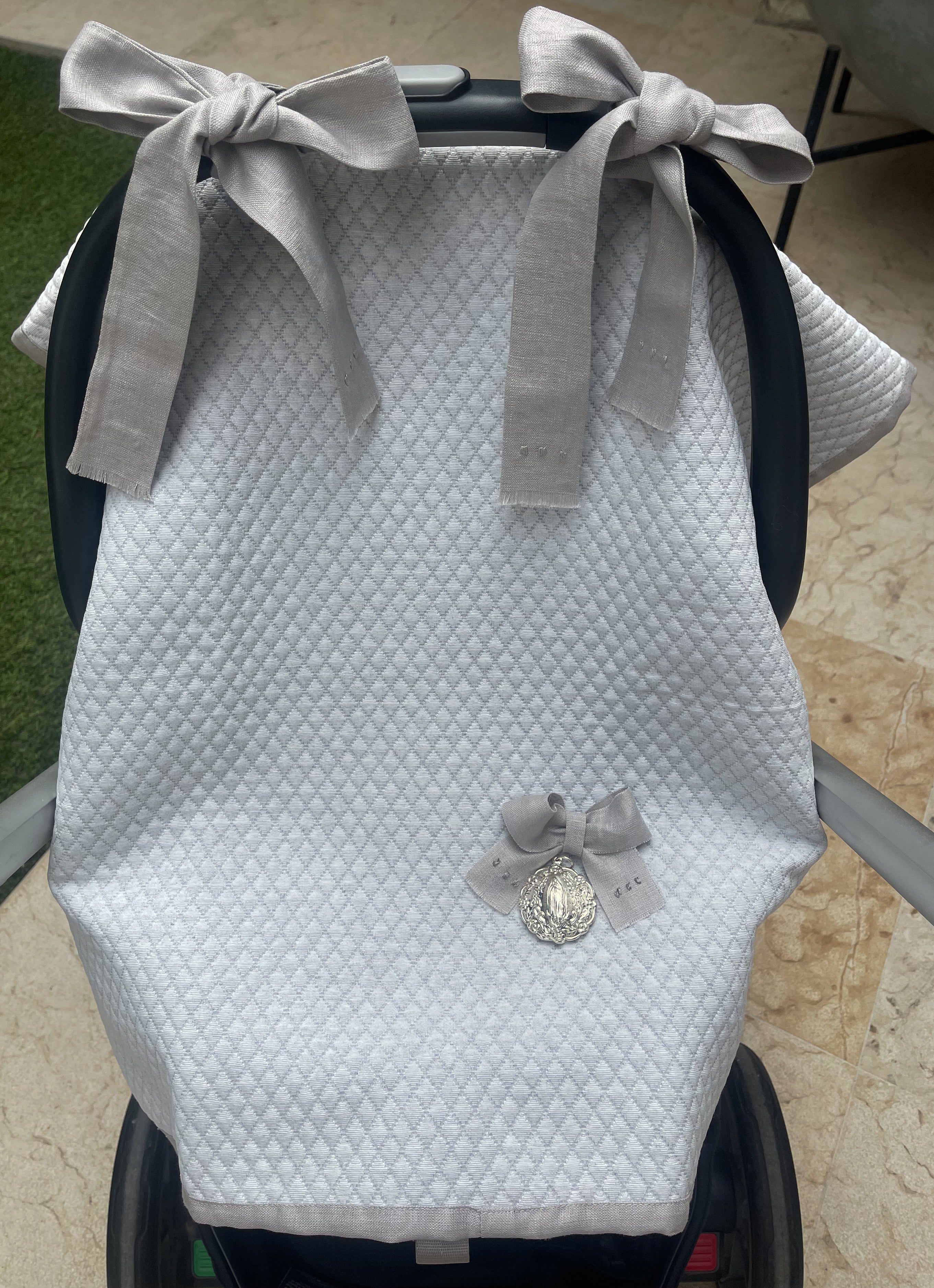 Cubre Porta Bebé  Piqué Rombitos