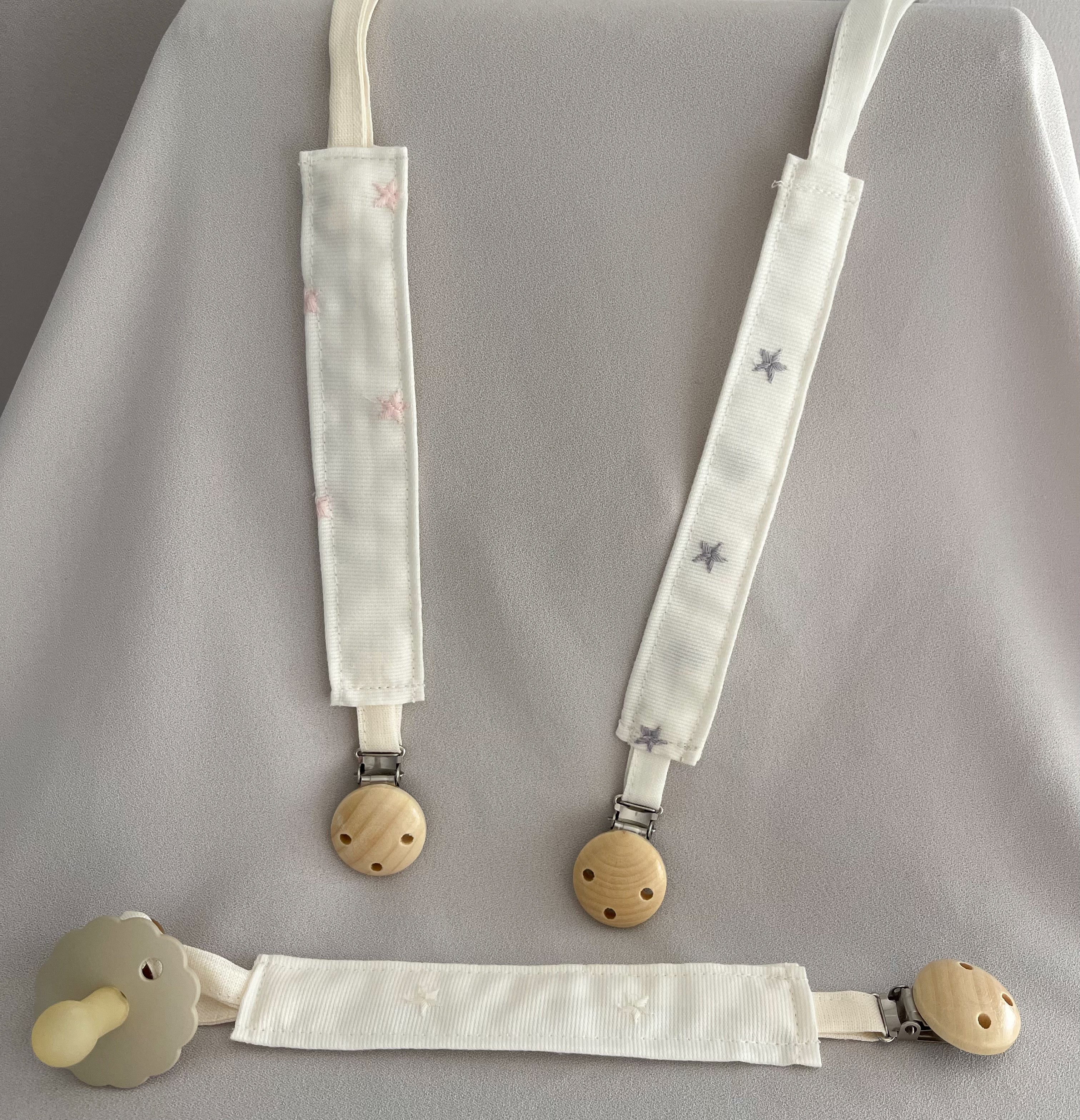 Porta chupón Colección Estrellitas
