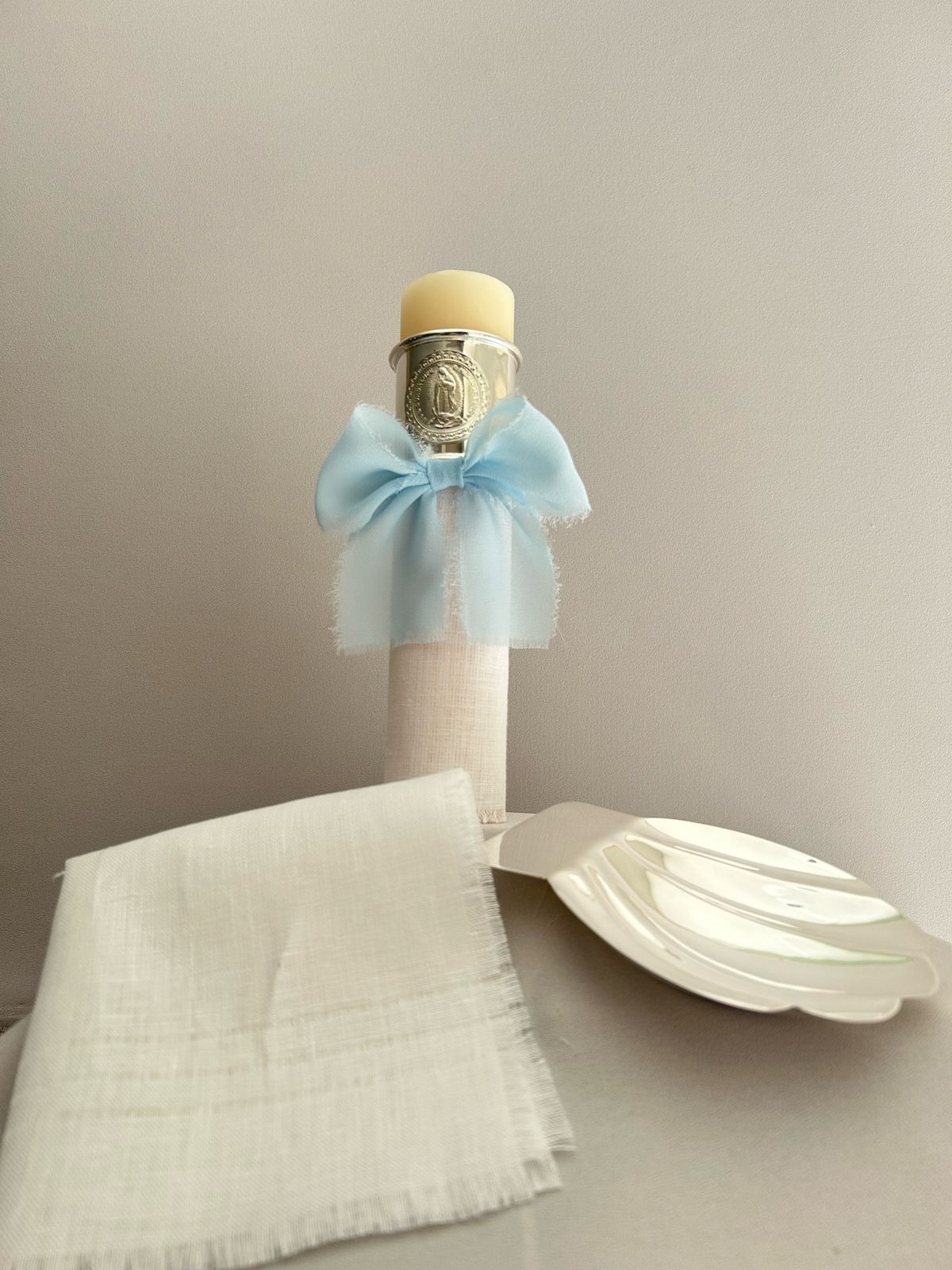 Kit Bautizo con ARO Imagen Virgen de Guadalupe y Moño Gasa