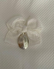 Cargar imagen en el visor de la galería, Cubre Porta Bebé  Piqué Grueso con Muselina
