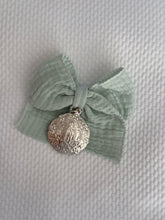 Cargar imagen en el visor de la galería, Cubre Porta Bebé  Piqué Grueso con Muselina
