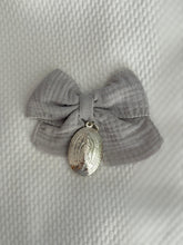 Cargar imagen en el visor de la galería, Cubre Porta Bebé  Piqué Grueso con Muselina
