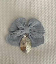 Cargar imagen en el visor de la galería, Cubre Porta Bebé  Piqué Grueso con Muselina
