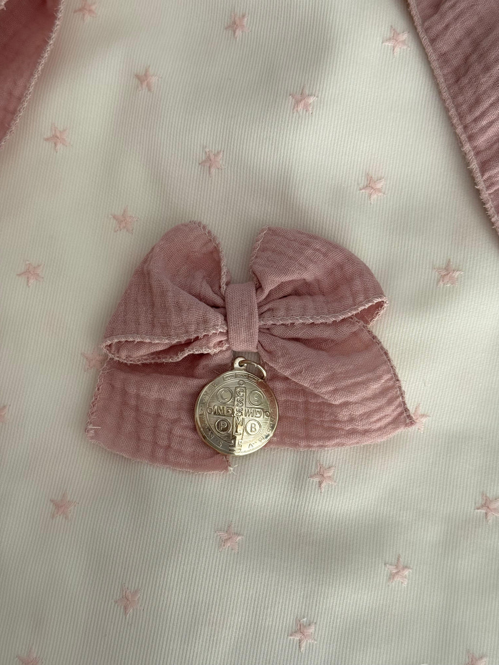 Cubre Porta Bebé Piqué Estrellitas con Muselina